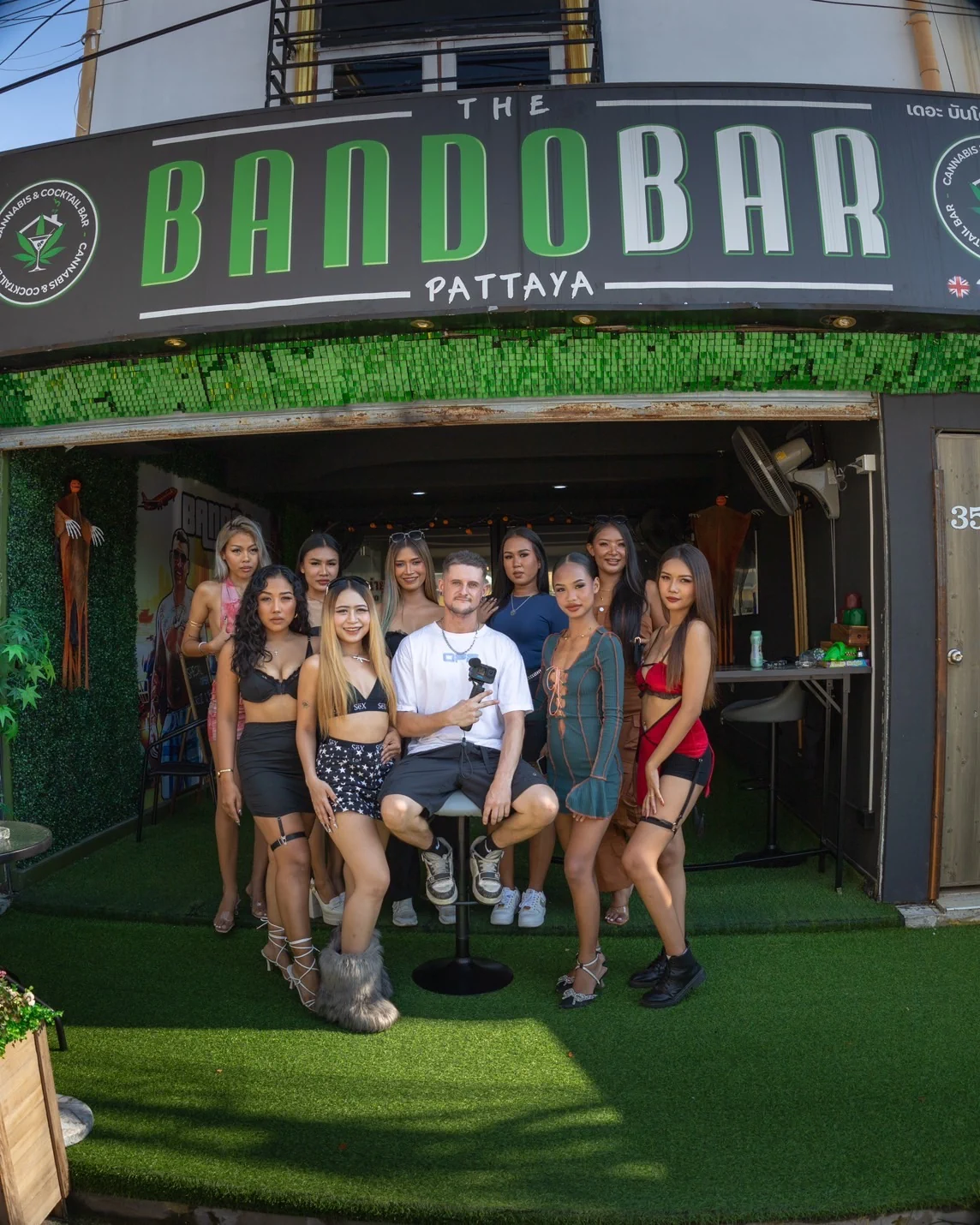 vip-experiences-bar-thailand.webp